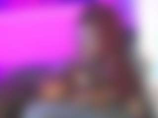 Live cam show with Tatithegoddess - Squirt Curvy on StripNow