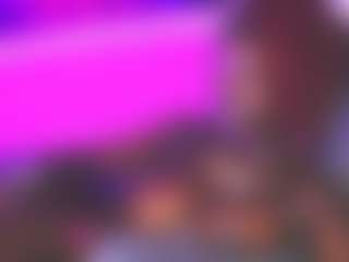 Live cam show with Tatithegoddess - Squirt on StripNow