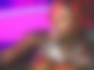 Live cam show with Tatithegoddess - Brown Eyes Black on SmokeAndPoke