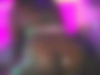 Live cam show with Tatithegoddess - Brown Eyes Ebony on Big Tits