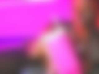Live cam show with Tatithegoddess - Lovense on friskycurves.com