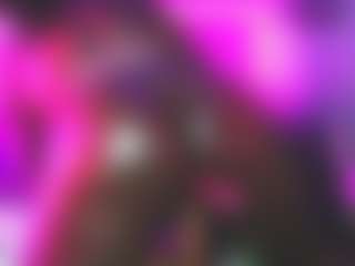 Live-Cam-Show mit Tatithegoddess - Control auf Camsoda