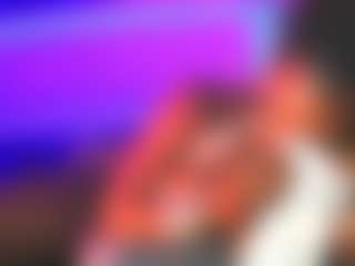 Live cam show with Tatithegoddess - Brown Eyes Black on Uber Horny