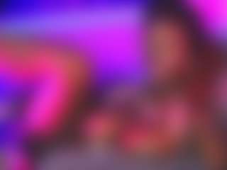Live cam show with Tatithegoddess - Black Squirt on TottyGirls