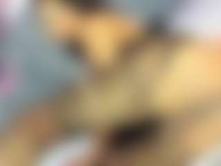 Cute-enderlyn21's Live Sex Cam Show