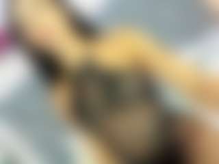 Cute-enderlyn21's Live Sex Cam Show