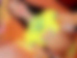 Cute-enderlyn21's Live Sex Cam Show