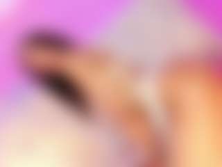 Cute-enderlyn21's Live Sex Cam Show