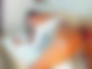 Live cam show with Cute-enderlyn21 - Latina on Streamer API | colombia