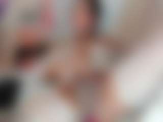 Cute-enderlyn21's Live Sex Cam Show
