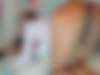 Cute-enderlyn21's Live Sex Cam Show