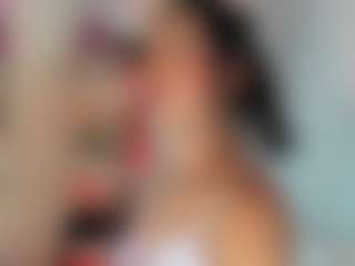 Live cam show with Cute-enderlyn21 - Mexican on xDating | colombia