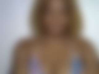 Live cam show with Lady Noire - Hairy Pussy on Uber Horny