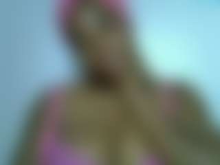Live cam show with Lady Noire - BBW on Mixed Magazine Live