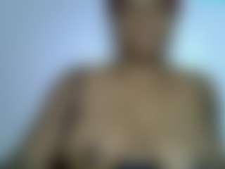 Live cam show with Lady Noire - Bedroom Black on Camming Site