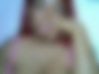 Live cam show with Lady Noire - Thick on SquirtSoMuch