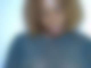 Live-Cam-Show mit Lady Noire - Bikini auf Camsoda