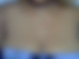 Live cam show with Lady Noire - Thick on livesuperchat.net