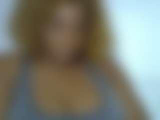 Live cam show with Lady Noire - Pegging on Camiplay Live