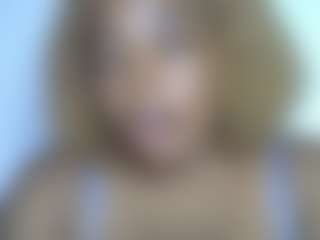 Live cam show with Lady Noire - Sph on SmokeAndPoke