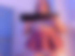 Live cam show with Bellotaht - Solo on Camsoda