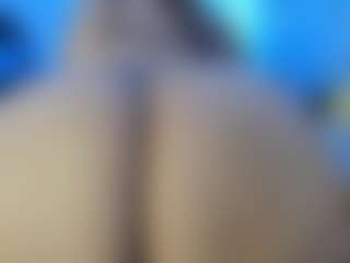 Bellotaht's Live Sex Cam Show