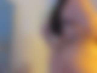 Live cam show with Bellotaht - Living Room on slutload