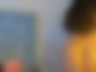Live cam show with Bellotaht - Brown Hair Teen (18+) on xDating