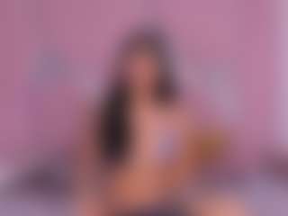 Live cam show with Freyaht - Lesbian on Hubzter Live