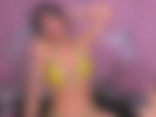 Live cam show with Freyaht - BBW on TeamSkeetLive