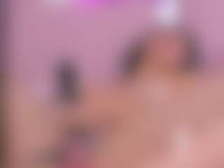Live cam show with Freyaht - Glasses on Camsoda