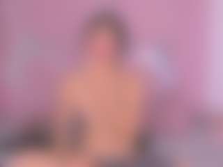 Live cam show with Freyaht - Big Ass Teen (18+) on SpankPalCams