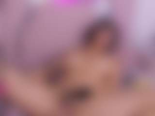 Live cam show with Freyaht - Cute on https://playwithruby.com