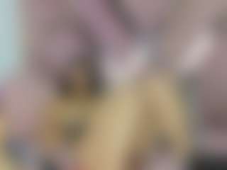 Live cam show with Freyaht - Living Room on https://playwithruby.com