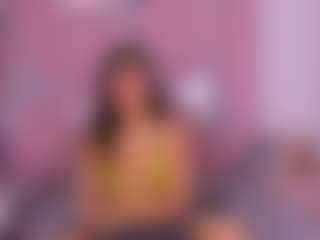 Live cam show with Freyaht - Bedroom on Camsoda