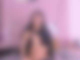 Live cam show with Freyaht - Living Room on Camsoda