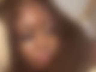 hennybabii22's Live Sex Cam Show