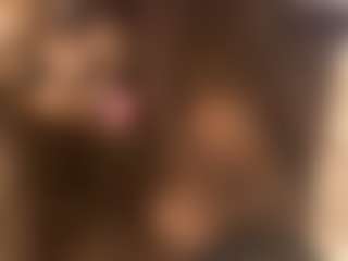 hennybabii22's Live Sex Cam Show