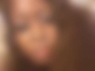 hennybabii22's Live Sex Cam Show