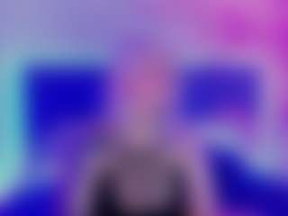 Live cam show with JoannLowe - Cute on Camsoda