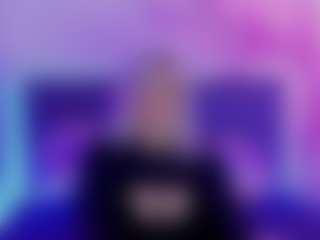Live cam show with JoannLowe - Blue Eyes on Sex Cam Show