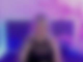 Live cam show with JoannLowe - College on Milfs Live