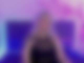 Live cam show with JoannLowe - College on Soda Cam
