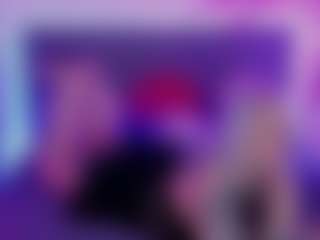 Live cam show with JoannLowe - Blue Eyes on Soda Cam