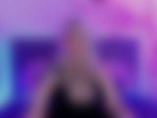 Live cam show with JoannLowe - Tattoos on Camiplay Live