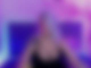 Live cam show with JoannLowe - Blue Eyes on EXY