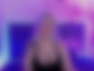 Live cam show with JoannLowe - Cute on Fling VIP Chat