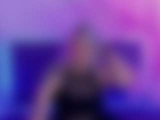 Live cam show with JoannLowe - Cute on Taboo Cams XXX