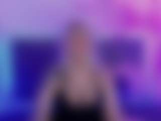 Live cam show with JoannLowe - Erotic Dance on Camsoda