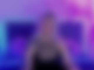 Live cam show with JoannLowe - BBW on Camsoda